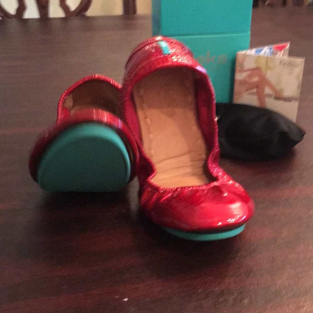 tieks7